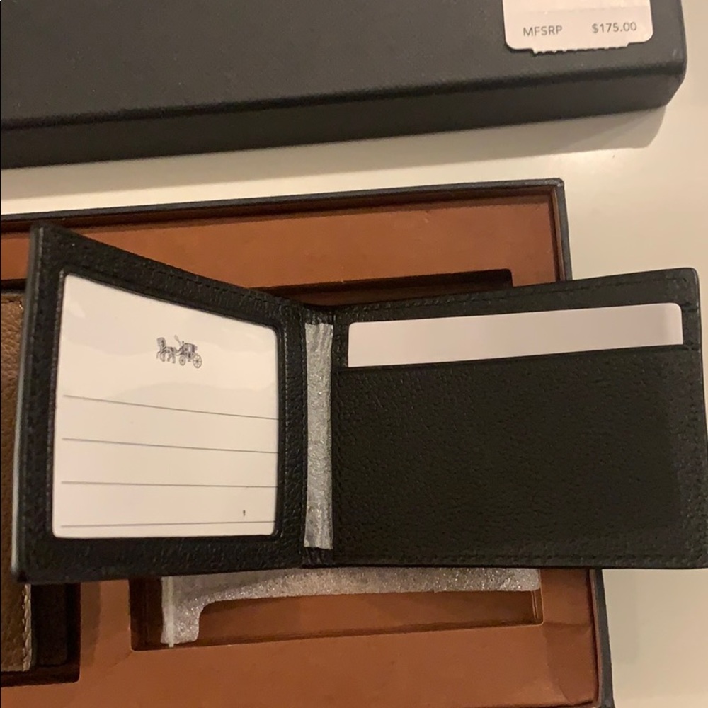 Coach NWB 3 in 1 Leather Wallet Set - Picture 4 of 4